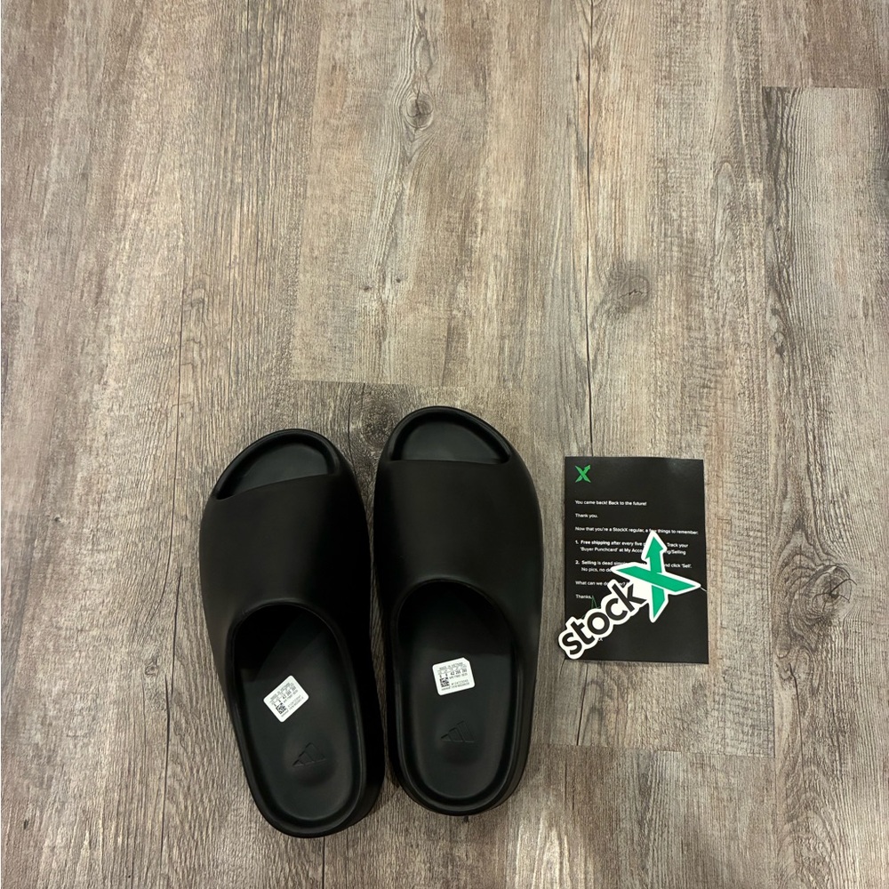 Black Yeezy Slides